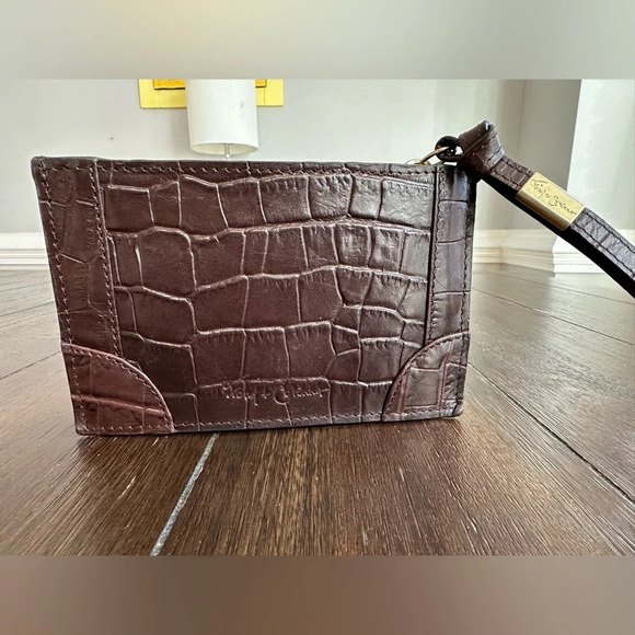 Foley + Corinna wristlet - Picture 12 of 12